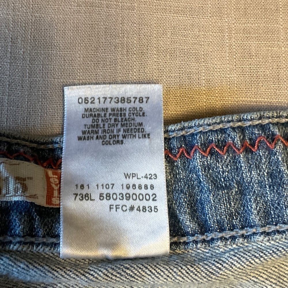 Denim Capris for Women - Picture 7 of 7